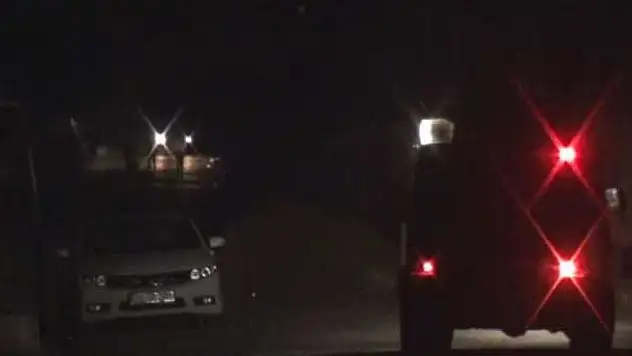 Silopi'de polis aracına molotoflu saldırı