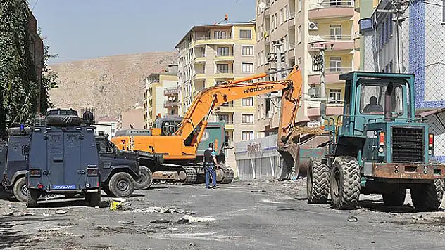 Silvan'da 3 mahallede sokağa çıkma yasağı ilan edildi