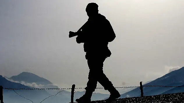 Silvan'da tankın altında kalan asker şehit oldu