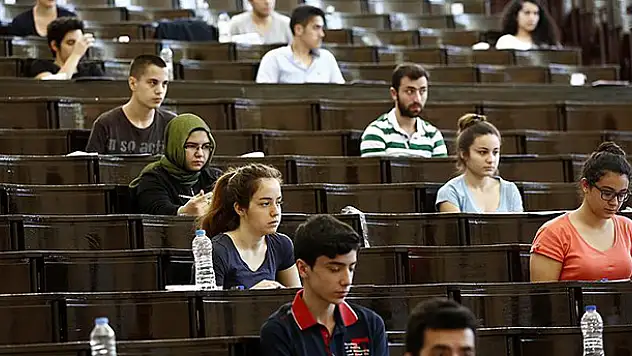 Sınavsız geçiş yerine getirilen 'ek puan' açıklandı