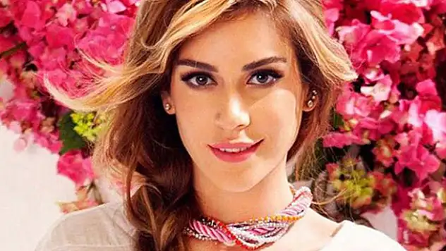 Sinem Kobal'dan çifte balayı