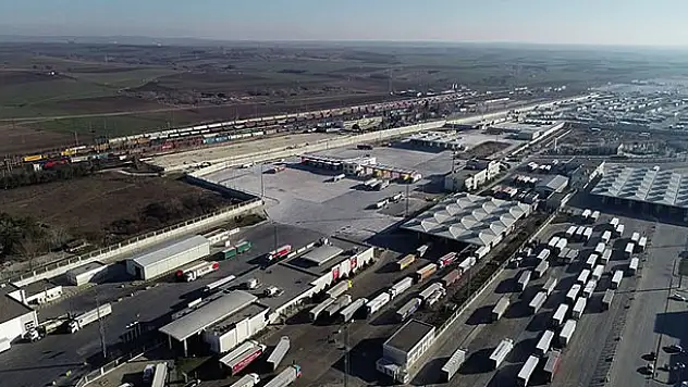 Sınır kapılarına 'Randevulu Sanal Sıra Sistemi' geliyor