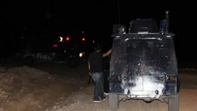Sınır karakolunda hareketli gece!