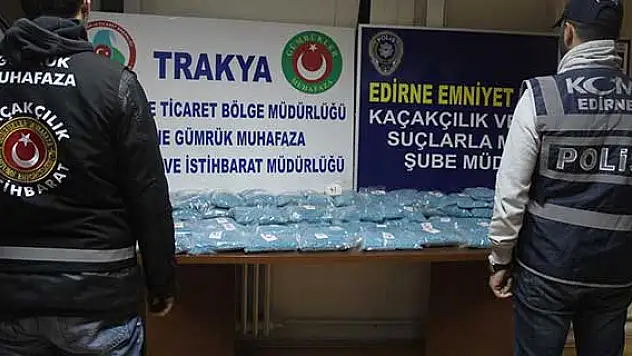 Sınırda uyuşturucu ele geçirildi