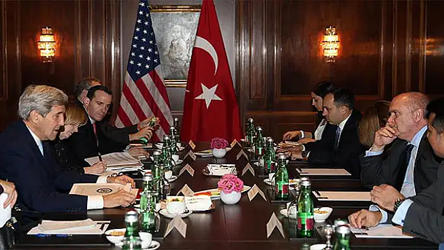 Sinirlioğlu, Kerry ve Mistura ile Suriye'yi görüştü
