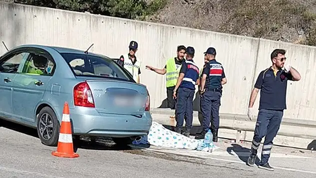 Sinop'ta tünel girişinde kaza: 1 ölü, 2 yaralı
