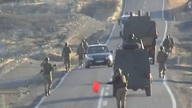 Şırnak'ta askeri aracın geçişi sırasında patlama: 5 şehit, 8 yaralı