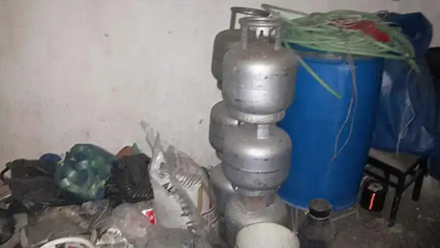 Şırnak'ta bir evde 2 ton patlayıcı imha edildi