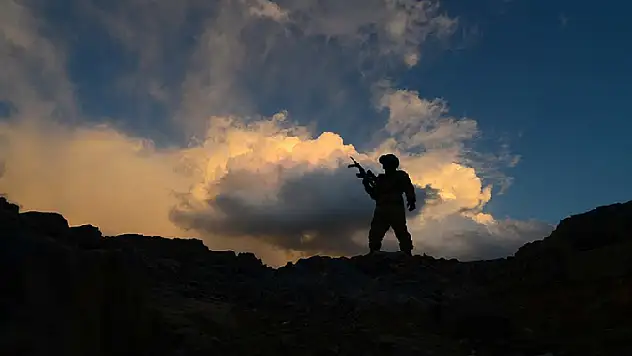 Şırnak'ta teröristlerin düzenlediği havan saldırısında bir asker şehit oldu
