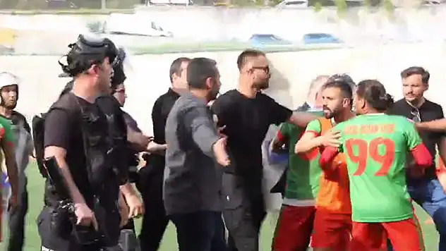 Şırnak'ta koruma polisi, atılan golden sonra çıkan olaylarda futbolcuyu darp etti