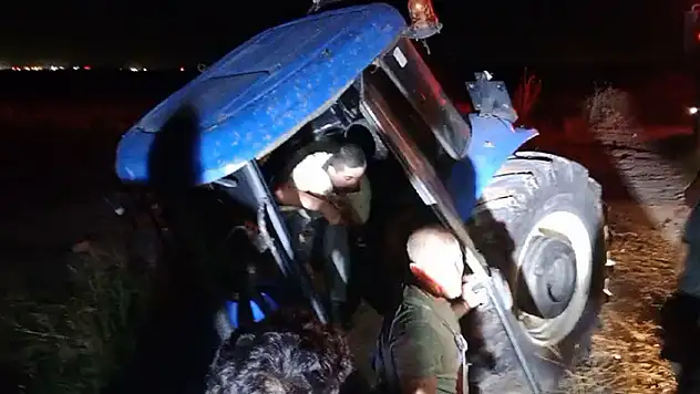 Şırnak'ta sulama kanalına devrilen traktörün sürücüsü yaralandı
