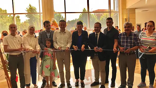 Sırp katliamı 'Uyanış'la sergilendi
