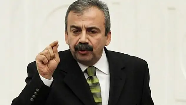 Sırrı Süreyya Önder'in 40 yıl hapsi isteniyor
