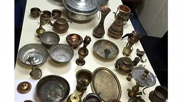 Sivas'ta hırsızlık iddiasıyla 3 kişi tutuklandı