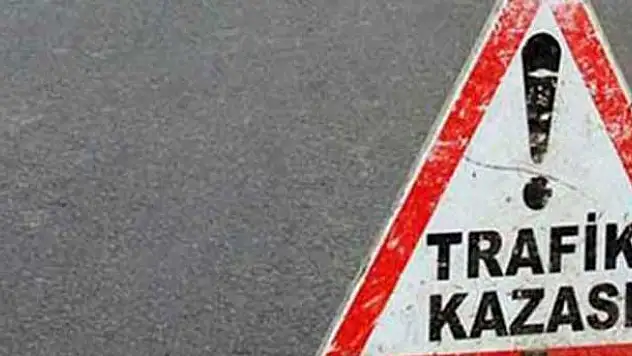 Sivas'ta otomobiller çarpıştı