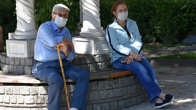 Sivas Valiliği duyurdu! 65 yaş ve üzeri için kısıtlama geldi