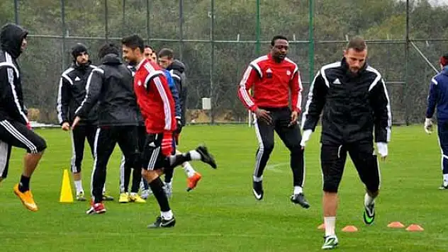 Sivasspor'un Antalya kampı sona erdi