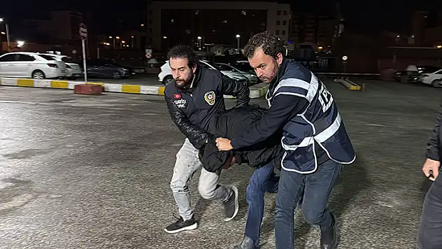 Sivas'taki kardeşlerin katili sağlık kontrolünden geçirildi