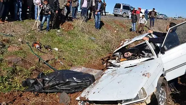 Siverek'te trafik kazası: 2 ölü,6 yaralı