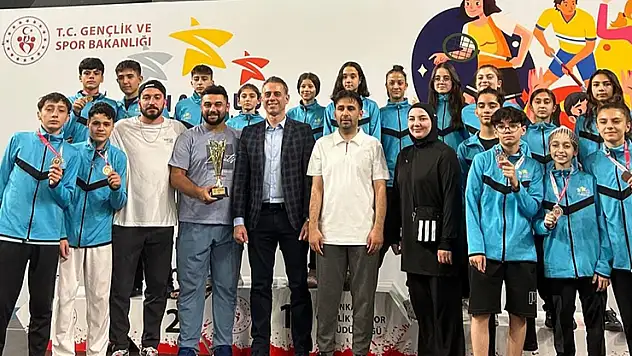 Siyaser Alataş'tan sporculara tebrik