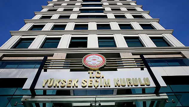Siyasi partilerin milletvekili aday listelerini YSK'ye sunmaları için son gün yarın
