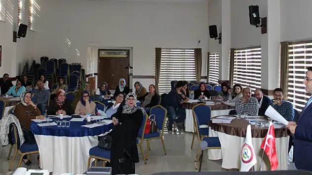 Smart Eczane Projesi Eğitimi düzenlendi