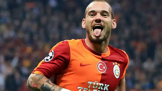 Sneijder ağzını bozdu!