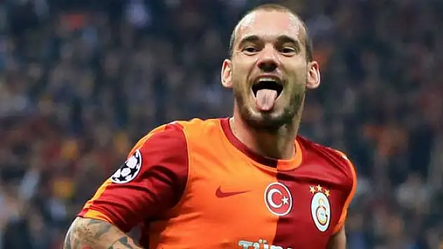 Sneijder atıyor, 'Cim Bom' kazanıyor