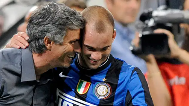 Sneijder gidiyor mu?