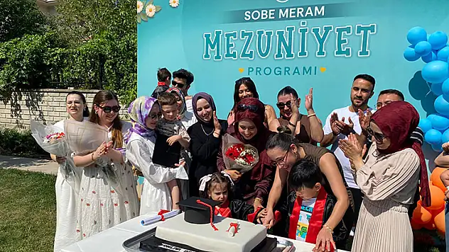 SOBE Meram'da mezuniyet coşkusu: Otizm tanıları kaldırıldı