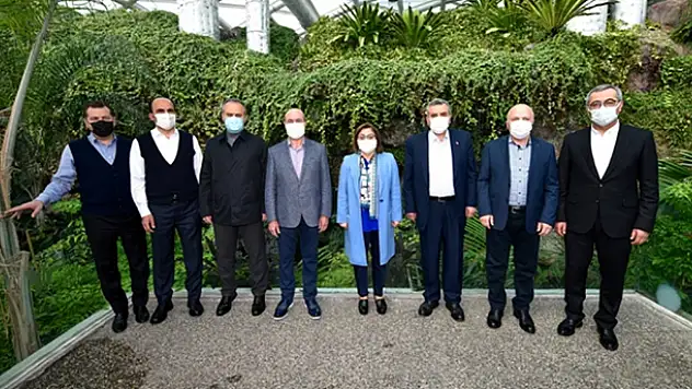 SOBE ve Tropikal Kelebek Bahçesi, Türkiye Belediyeler Birliğine üye belediye başkanlarını ağırladı