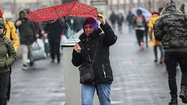 Soğuk ve yağışlı hava etkisini sürdürecek! Konya için meteorolojiden zirai don, fırtına ve kar uyarısı