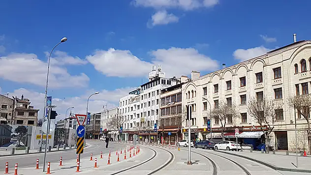 Sokağa çıkma kısıtlamasında Konya'da sessizlik hakim