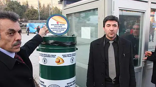 Sokak hayvanları için bayat ekmek kutusu