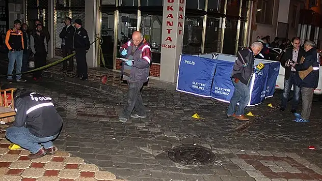 Sokak ortasında silahlı saldırı!