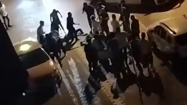 Sokak ortasında velayet kavgası! Ortalık savaş alanına döndü