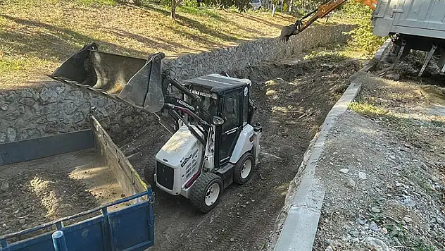 Söke Belediyesi'nden Yenikent Deresi'nde kapsamlı çalışma