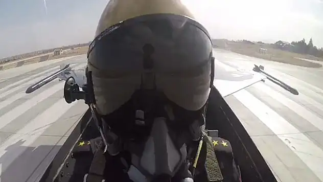 Solotürk pilotu Konyalılara böyle seslendi