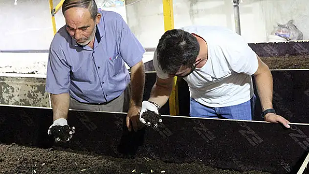 Solucan gübresiyle toprağın verimini arttırıyor