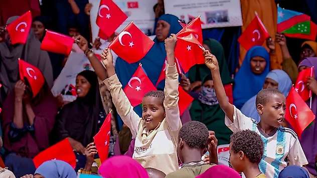Somali'de Türkiye'ye destek gösterisi! Sokaklar Türk bayraklarıyla doldu