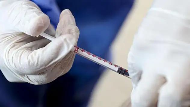 Son 24 saatte 1 milyon 34 bin 135 doz aşı yapıldı