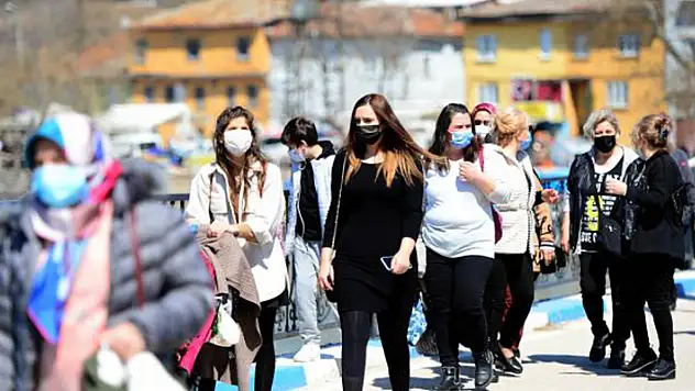 Son 24 saatte 22 bin 583 yeni vaka