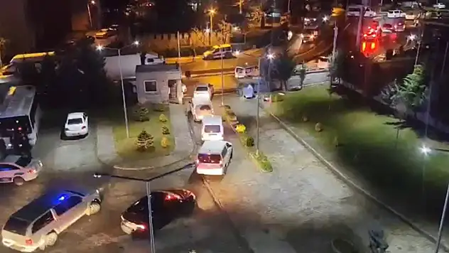 Son 5 günde aranan şahıslara yönelik 'Çember-18' operasyonlarında 4 bin 995 kişi yakalandı
