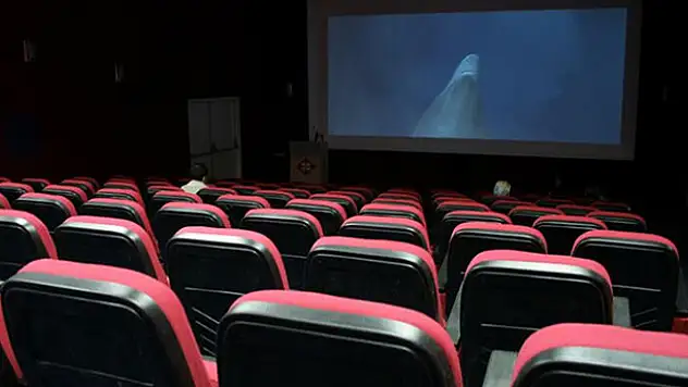 Son dakika: İçişleri Bakanlığı'ndan 81 ile 'Sinema Salonları' genelgesi! 1 Mart'a kadar kapalı