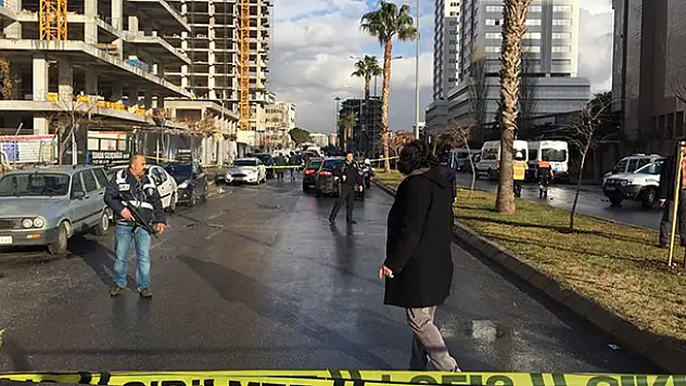 Son dakika: İzmir'de adliye yakınlarında patlama