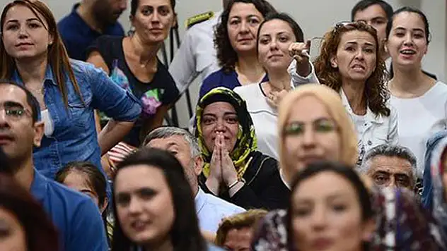 Son nokta konuldu! Sözleşmeli öğretmenler....