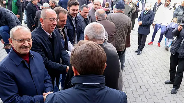 Sorgun, Kavuş ve Dolular Karahüyük Emekliler Lokali'nde vatandaşlarla bir araya geldi