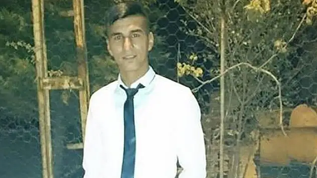 Sosyal medyada canlı yayında pompalı tüfekle intihar etti