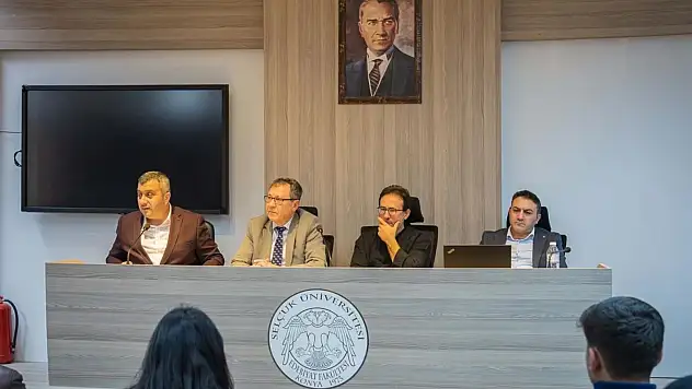 'Soykırımın Odağındaki Gazze' paneli düzenlendi