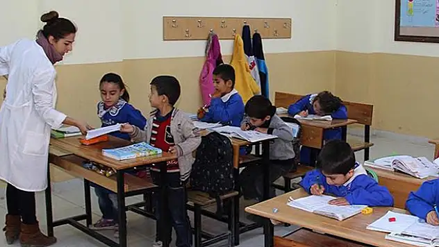 Sözleşmeli öğretmenlikte ayrıntılar netleşiyor